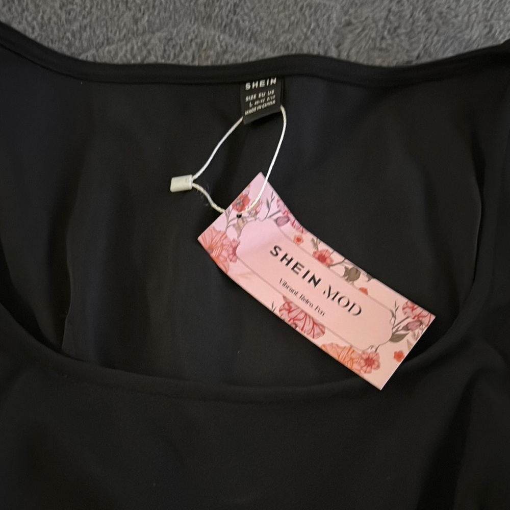 SHEIN Classic Black Top